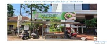 Advertising on Bus Shelter in ऑटिन्हो 92275