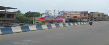 Advertising on Hoarding in New Alipore 15126