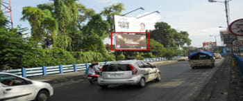 Advertising on Hoarding in Alipore 15859