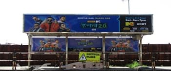 Advertising on Bus Shelter in Mumbai 17272