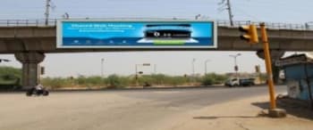 Advertising on Hoarding in Mansarovar 33127