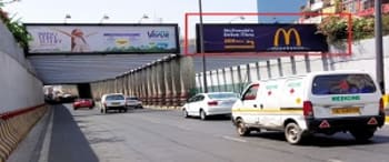 Advertising on Hoarding in Noida  34333