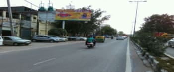 Advertising on Hoarding in Delhi 36556