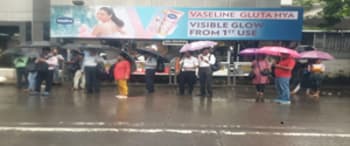 Advertising on Bus Shelter in Vile Parle 48500