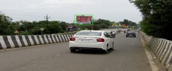 Advertising on Hoarding in Ujalaiwadi  82191