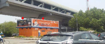 Advertising on Hoarding in Vasant Kunj 83299