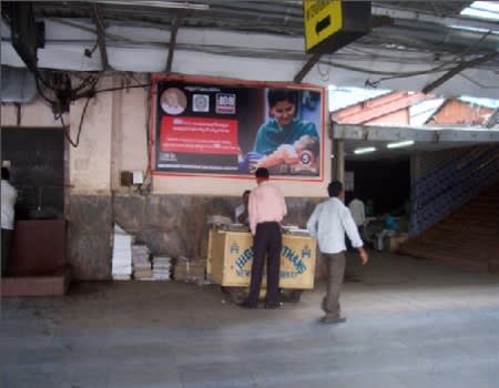 Signage , P.F. No.1,Nr Escalator - 10x5 ft – BL