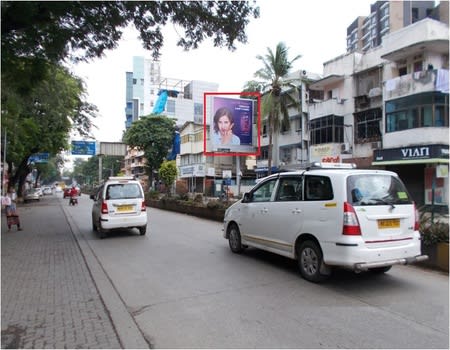 Khar West, Mumbai - Hoarding Advertising