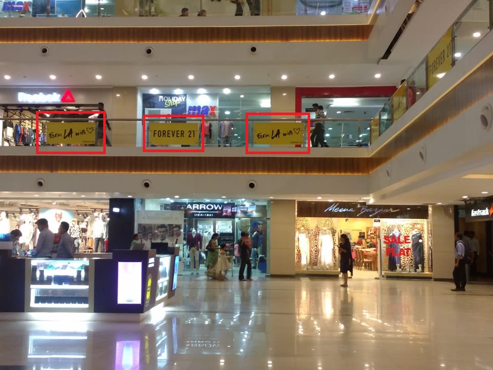 Glass Facade - 4 W x 2 H Ft - Mall Main Entry