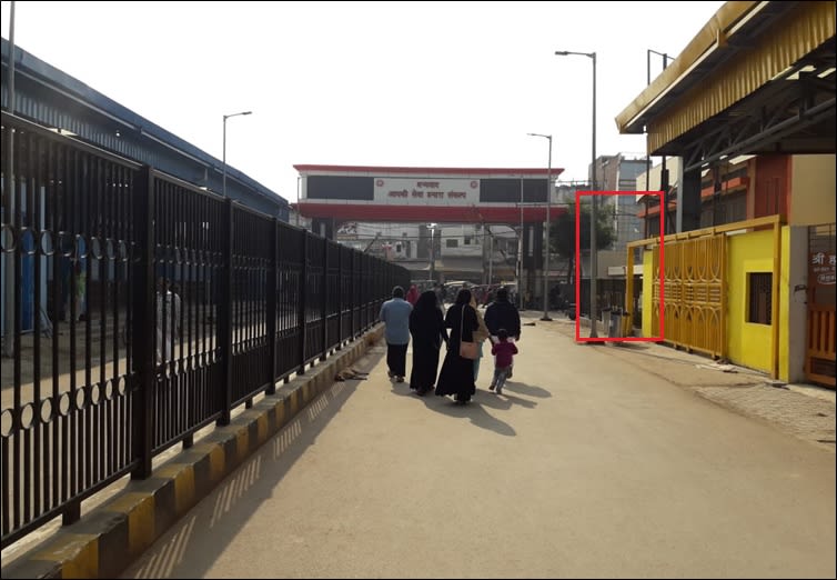 Hoarding - 15 x 20 Ft - Railway Station Exit City Side