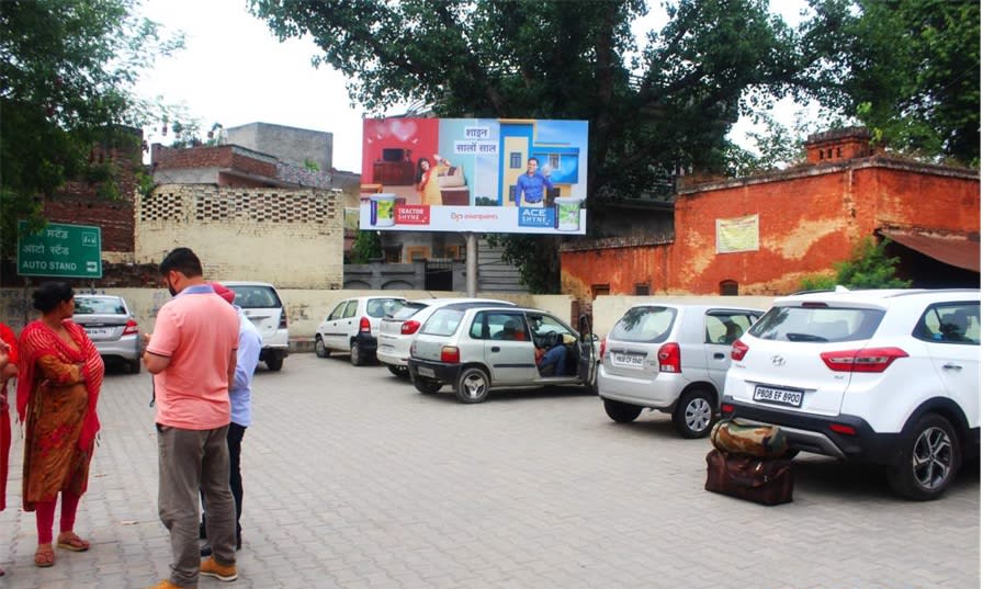 Gurdaspur Railway Station- Circulating Area2   20x10