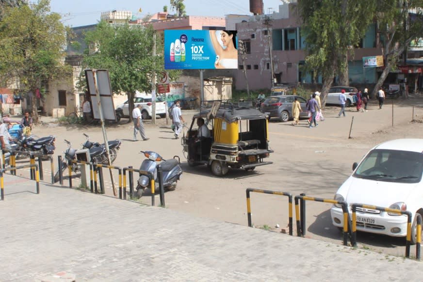 Batala Railway Station- Exit2   20x10.jpg