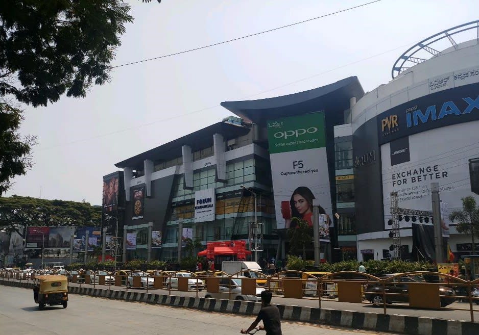 Glass Branding - Premium Media - Advertising in Nexus Mall Koramangala ...