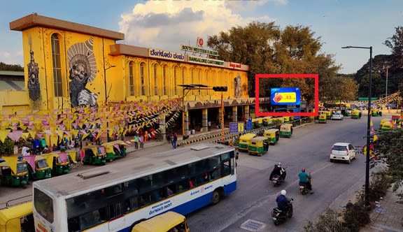 Video Wall - Main Entrance Near Auto Stand