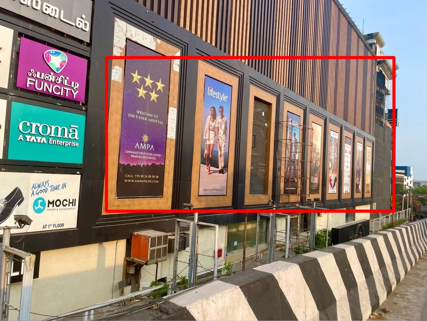 Nelson Manickam Road Side