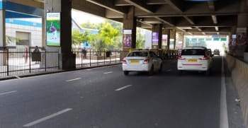 Metro pillar 1