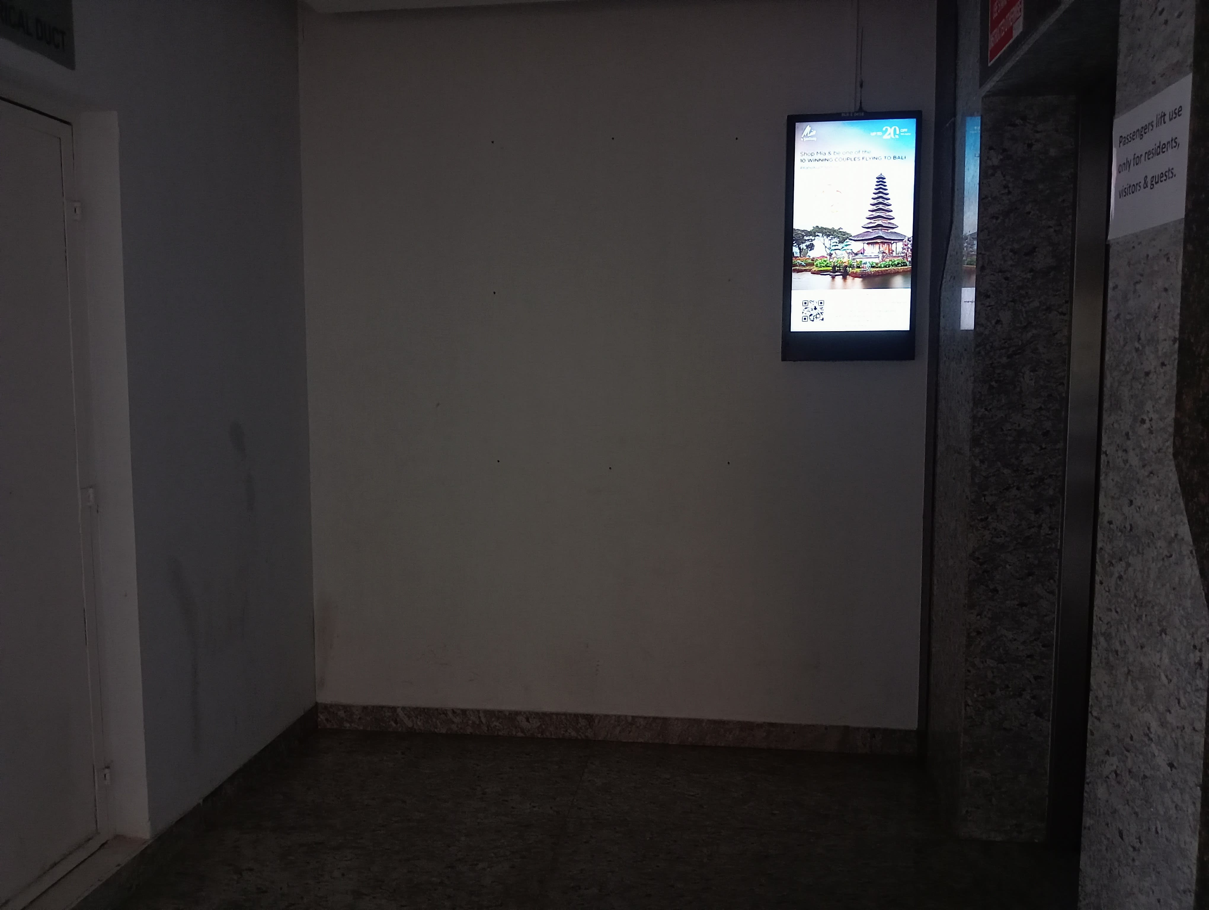 Digital Screen - 32 Inch
