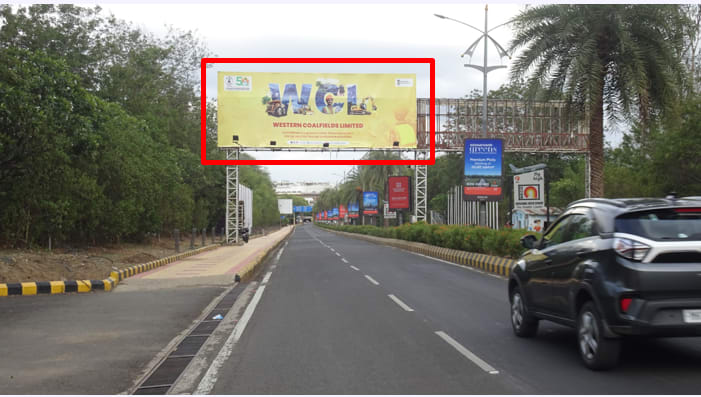 towards City Arrivals, Unit – 3, Size – 40 (W) x 15 (H) ft