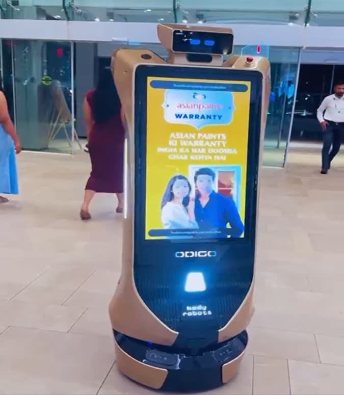 Robotic DOOH
