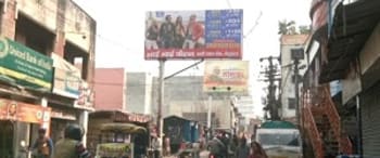 Advertising on Hoarding in Nirala Nagar  38602