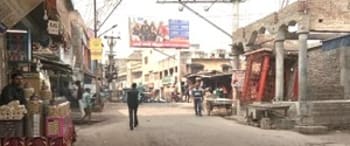 Advertising on Hoarding in Nirala Nagar 38559