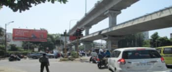 Advertising on Hoarding in Chandan Nagar  44315
