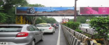 Advertising on Hoarding in New Palasia 45950