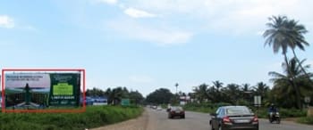Advertising on Hoarding in Goa Velha 53118