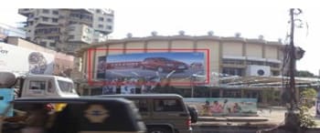 Advertising on Hoarding in Shenoys  72254