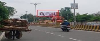 Advertising on Hoarding in Rampur 62529