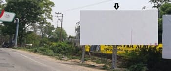 Advertising on Hoarding in Mohabbewala  62613