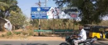 Advertising on Bus Shelter in Kilnakkarai  65389