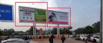 Advertising on Hoarding in Railway Station Area  66830