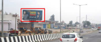Advertising on Hoarding in Dosadaka  68494