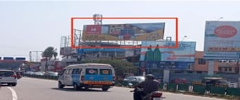 Advertising on Hoarding in Kesavadasapuram 71011