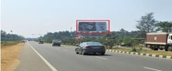 Advertising on Hoarding in Kannadi-I  71368
