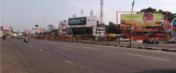 Advertising on Hoarding in Cheranallur 72919