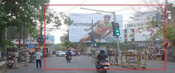 Advertising on Hoarding in Patliputra Colony  73470