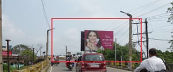 Advertising on Hoarding in Brahmapura  73421