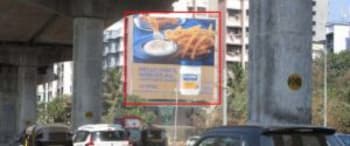 Advertising on Hoarding in Dharavi 75429