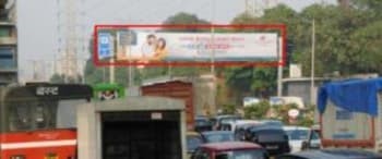 Advertising on Hoarding in Kandivali East  75413