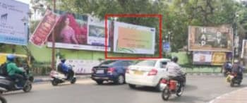 Advertising on Hoarding in New Alipore 75936