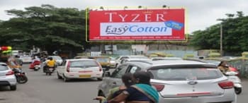 Advertising on Hoarding in Khadki  77292