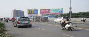 Advertising on Hoarding in Hadapsar 77274