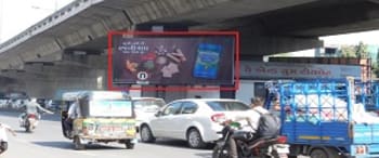 Advertising on Hoarding in New Textile Market  80844