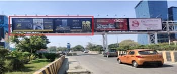 Advertising on Skywalk in Noida  81824