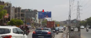 Advertising on Hoarding in Mahavir Enclave 83254