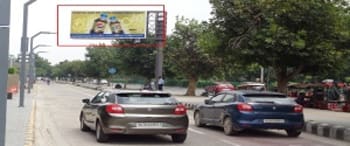 Advertising on Hoarding in Dwarka  84016