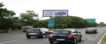 Advertising on Hoarding in Noida  83931