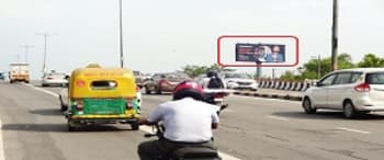 Advertising on Hoarding in Delhi 84786